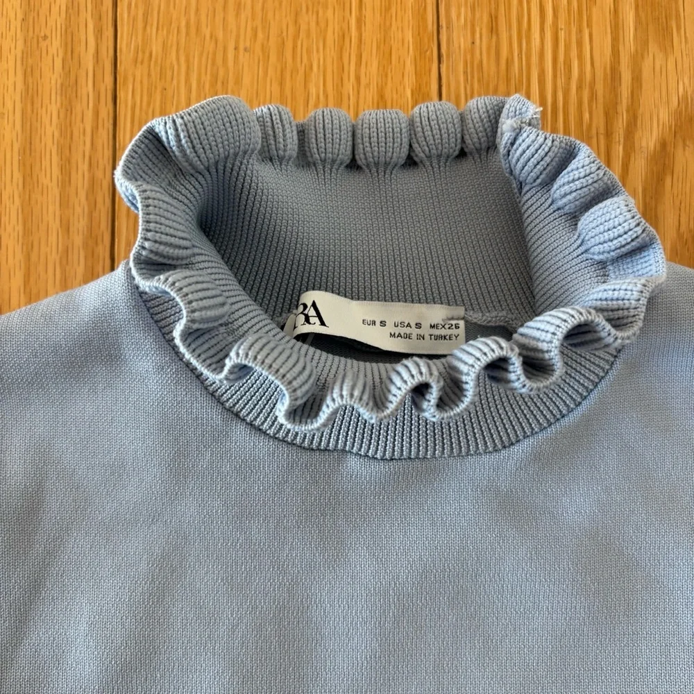 Light Blue Ruffled Women's Top Zara - Picture 4 of 5